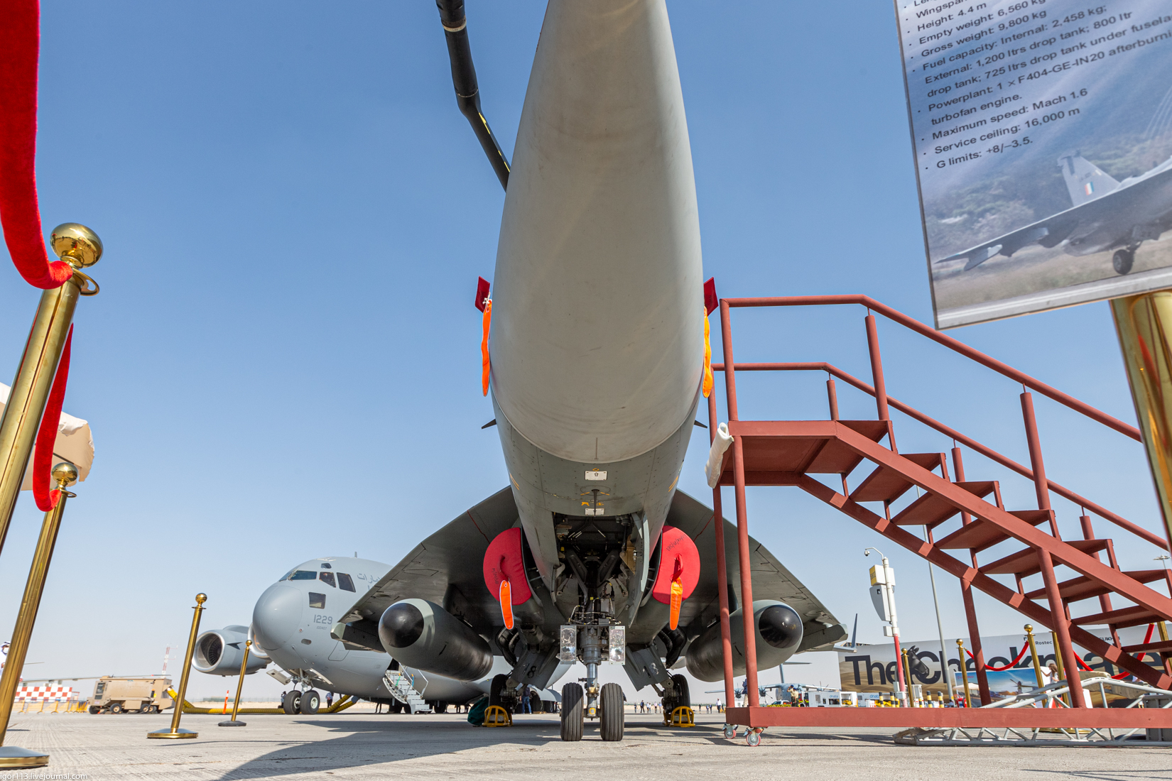 Дубайский авиасалон-2021: лёгкий многоцелевой истребитель четвёртого поколения 
