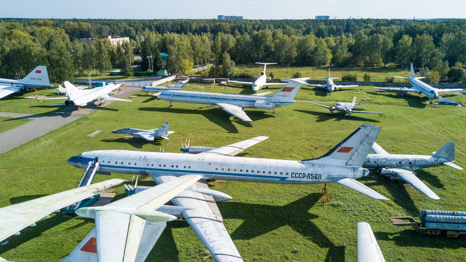 Центральный музей ВВС в Монино 240819: первый прототип Ту-114 снаружи. 