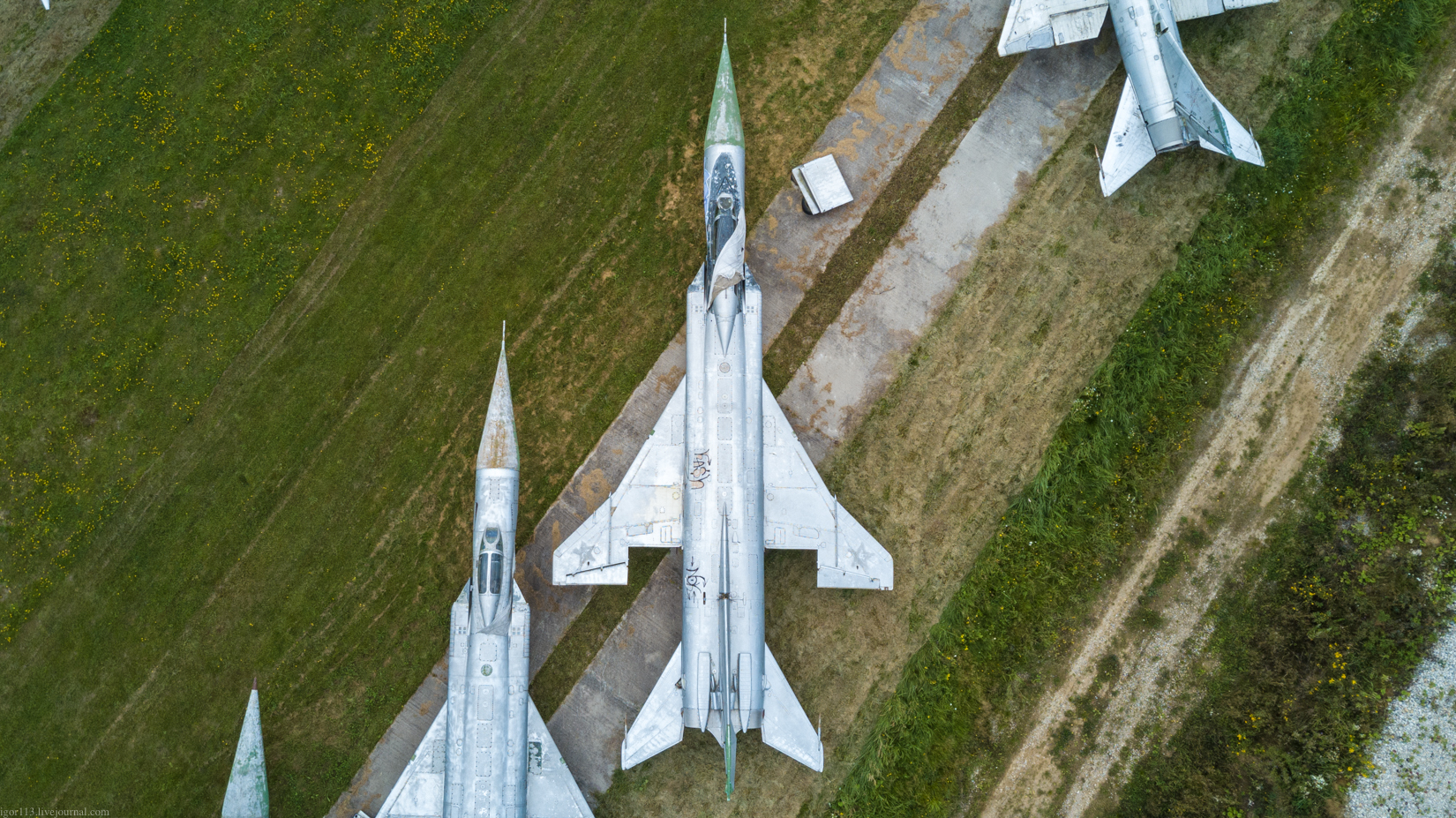 Медынь ч9-2: несколько Су-15. 
