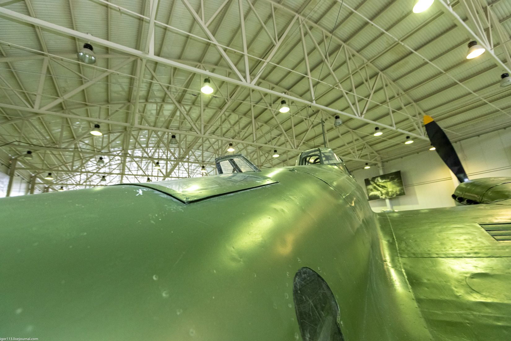 Музей ВВС Монино 030421 зал 2: пикирующий бомбардировщик Пе-2. 