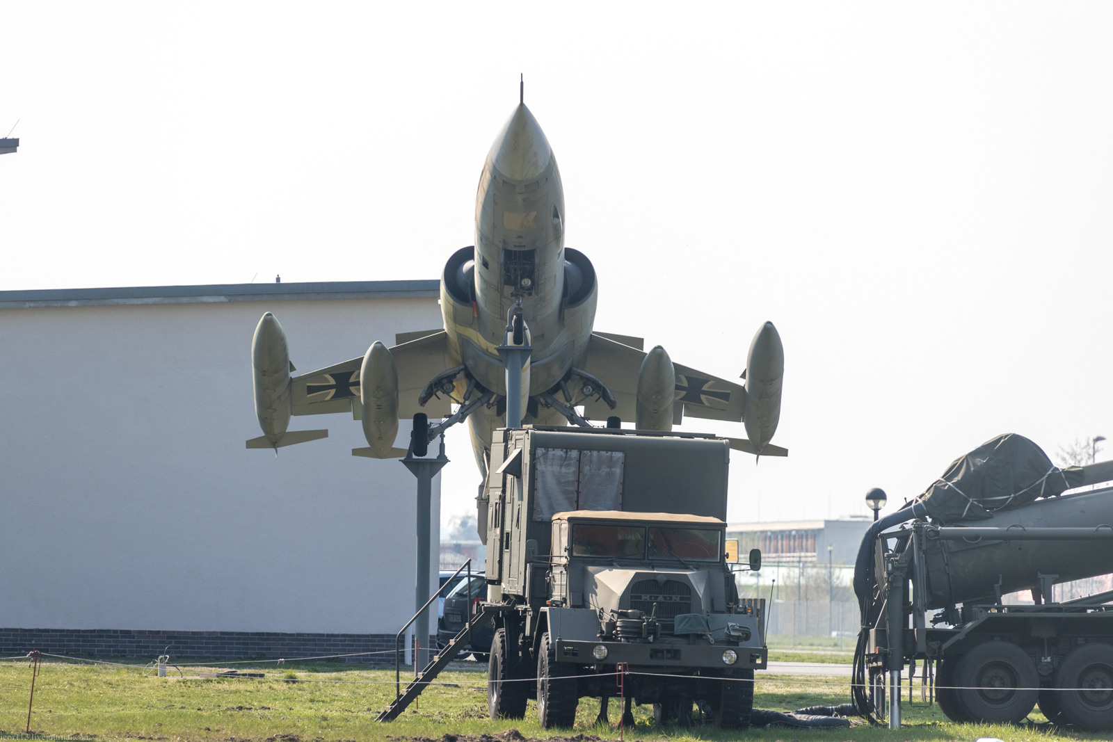 Музей Люфтваффе в Гатове: F-104 с ракетным ускорителем. 