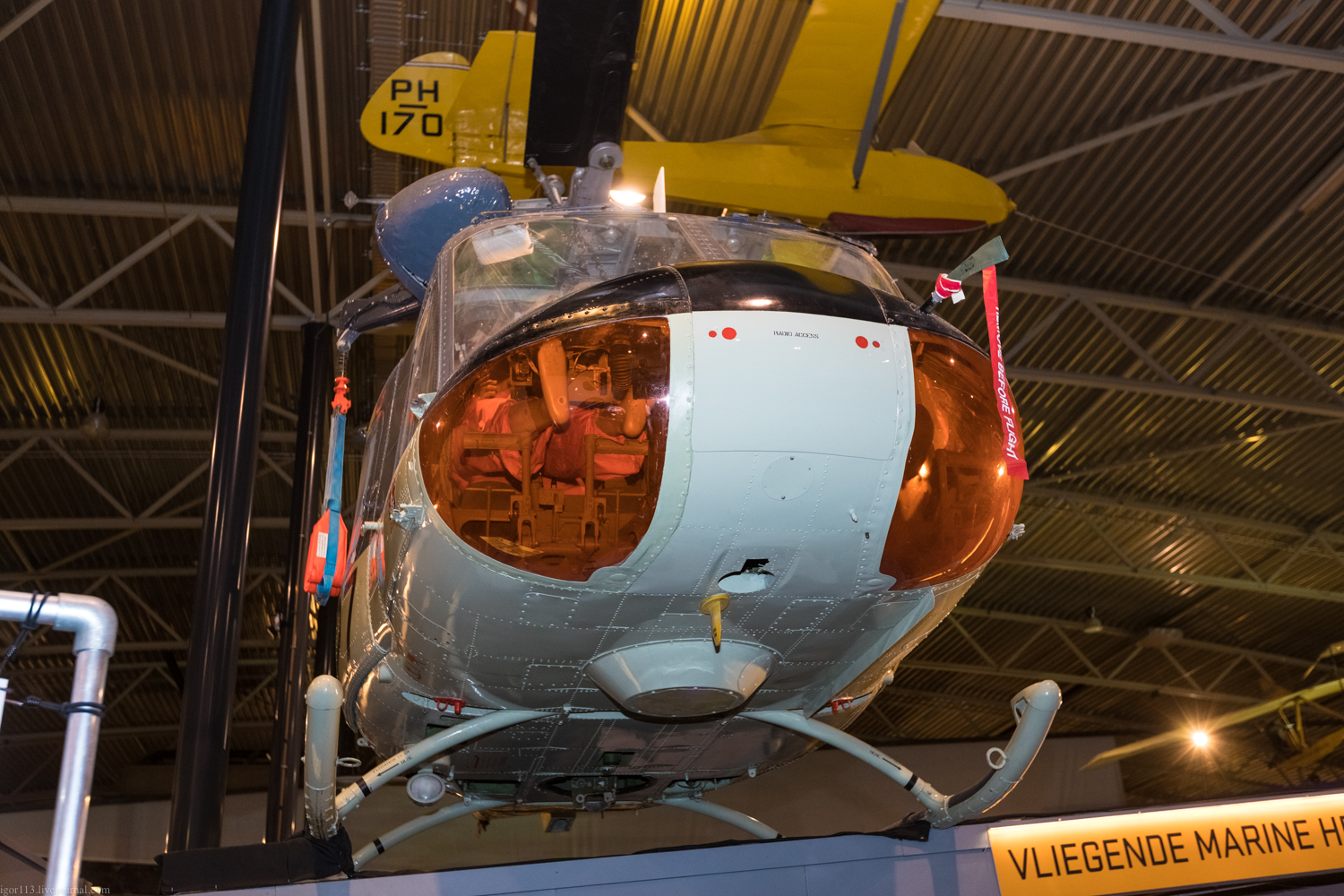 Aviodrome в Lelystad : многоцелевой вертолет Agusta-Bell AB-204B.