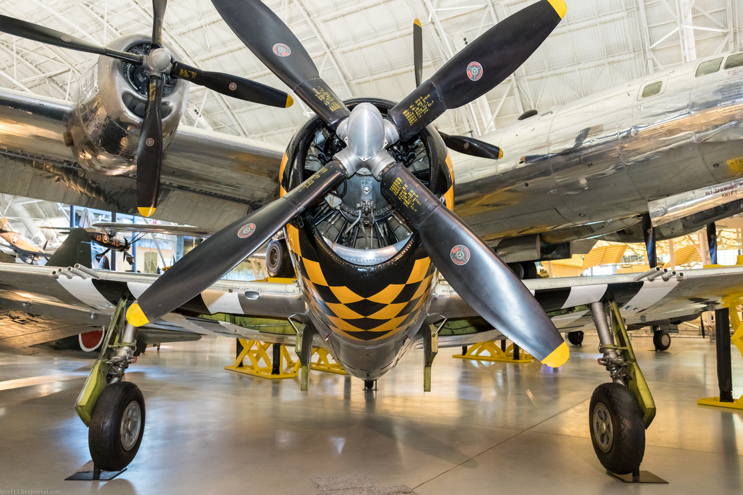 Republic P-47D-25(40) Thunderbolt из различных музеев. 